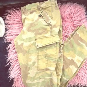 WhoAu light Army green pants with pockets